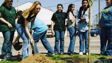 Teenage volunteer organizations