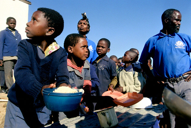 Africans getting food donation